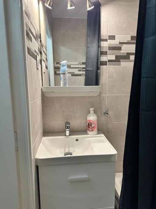 Studio Moderne Proche Disney Land Bussy-Saint-Georges Ngoại thất bức ảnh
