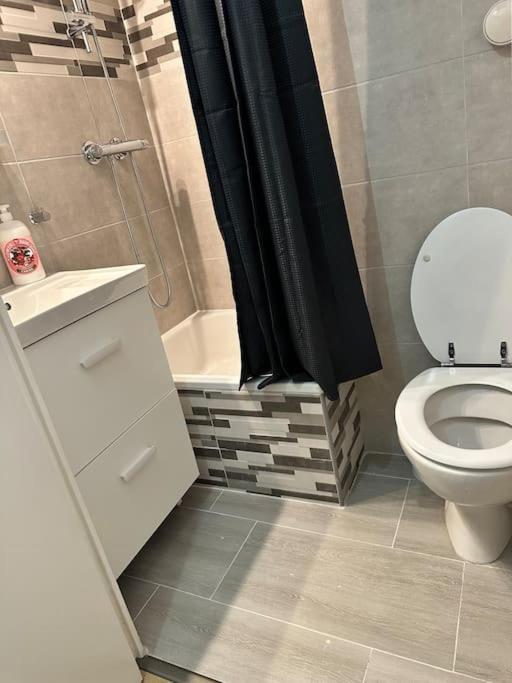 Studio Moderne Proche Disney Land Bussy-Saint-Georges Ngoại thất bức ảnh